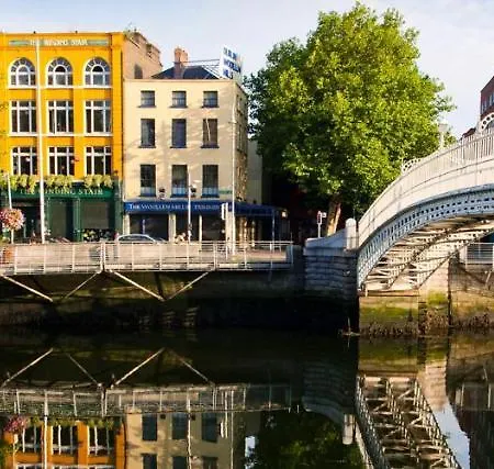 Spacious Beside Grafton Street Apartment *